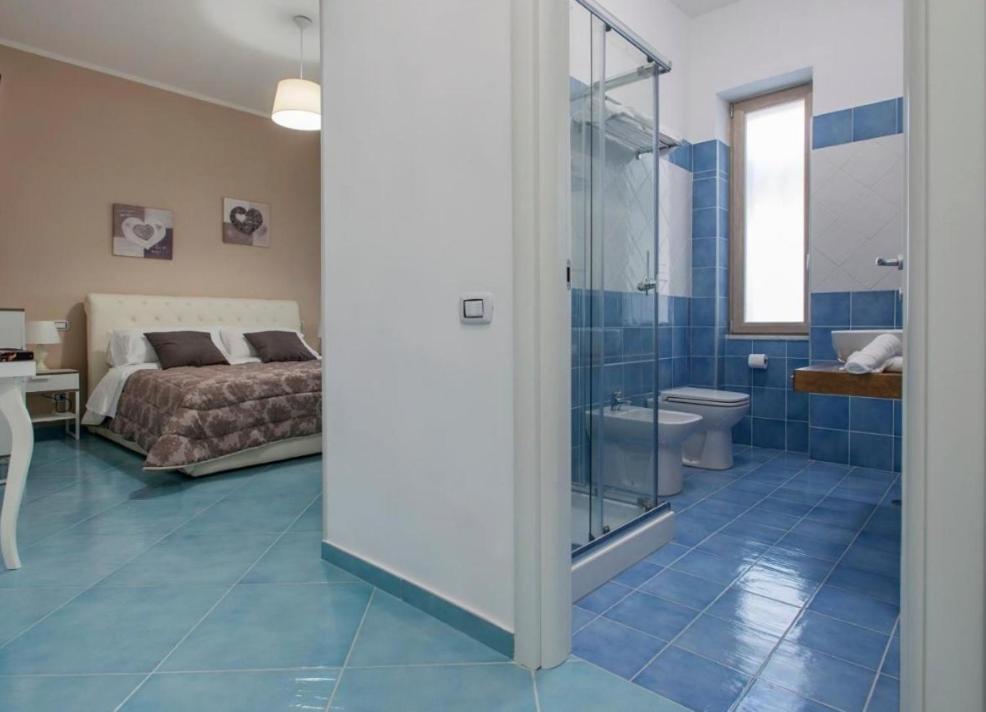 Ad Maiora Bed & Breakfast Salerno Bagian luar foto