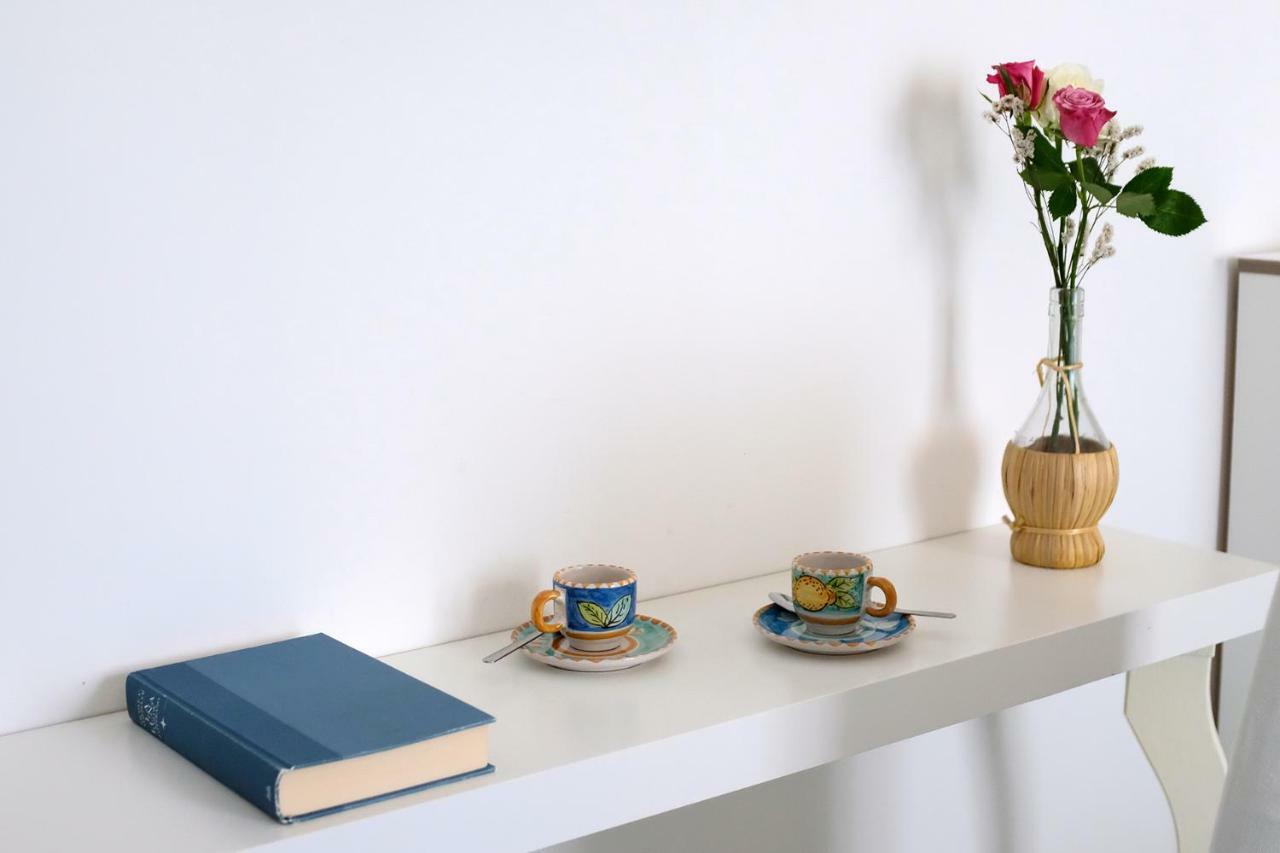 Ad Maiora Bed & Breakfast Salerno Bagian luar foto